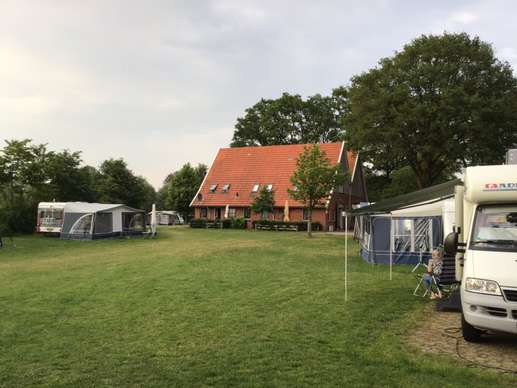 Een foto toegevoegd aan een locatie