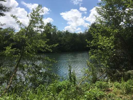 Added a photo to a location