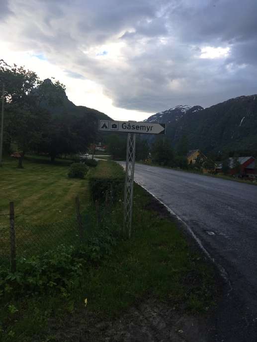 Einem Ort wurde ein Foto hinzugefügt
