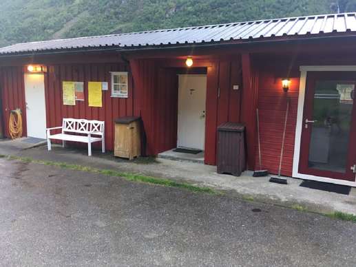 Einem Ort wurde ein Foto hinzugefügt