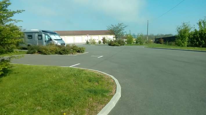 Aire de Camping-Car La Clayette