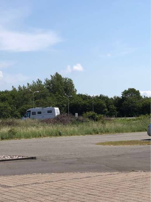 Einem Ort wurde ein Foto hinzugefügt