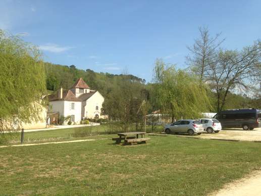 Added a photo to a location