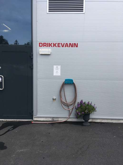 Einem Ort wurde ein Foto hinzugefügt