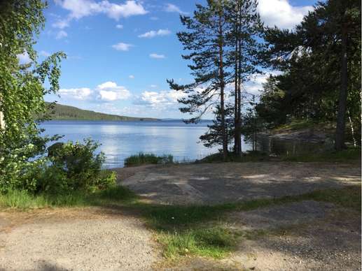 Added a photo to a location