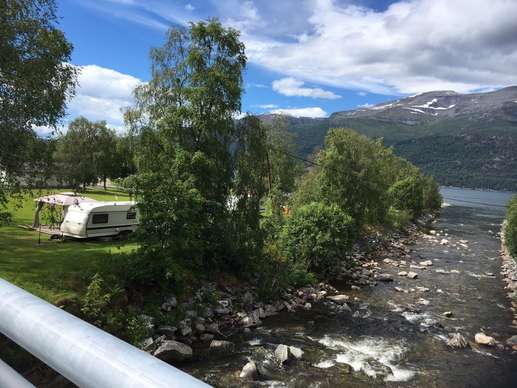 Added a photo to a location