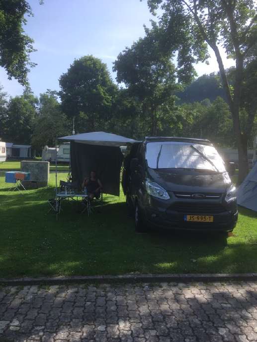 Einem Ort wurde ein Foto hinzugefügt