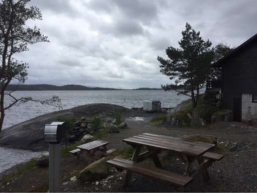 Added a photo to a location