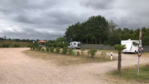 Added a photo to a location