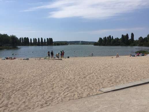 Added a photo to a location