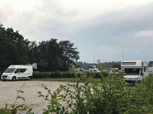 Einem Ort wurde ein Foto hinzugefügt