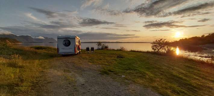 Jendemsbukta