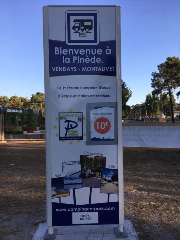 Parking La Pinede