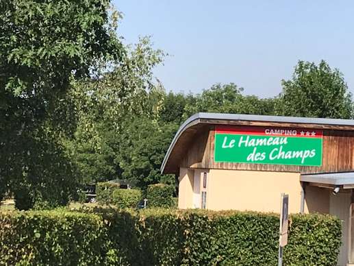 Einem Ort wurde ein Foto hinzugefügt