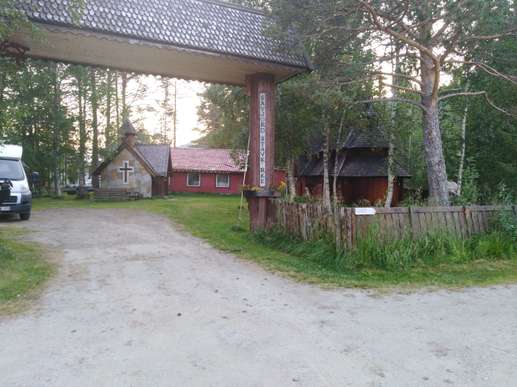 Added a photo to a location