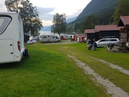 Einem Ort wurde ein Foto hinzugefügt