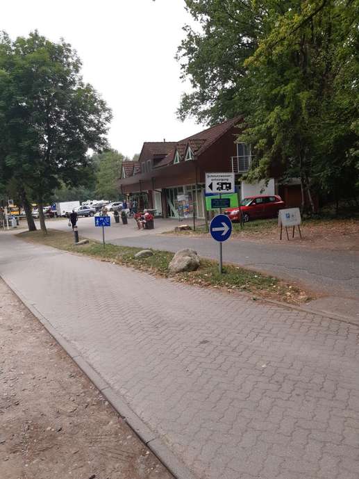 Einem Ort wurde ein Foto hinzugefügt