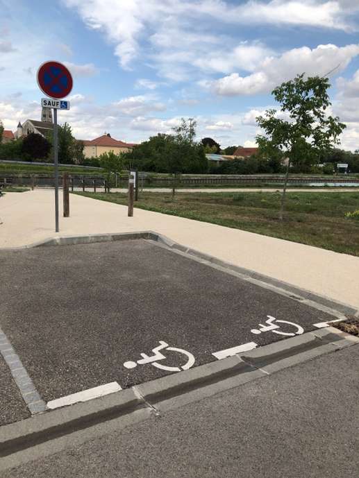 Een foto toegevoegd aan een locatie