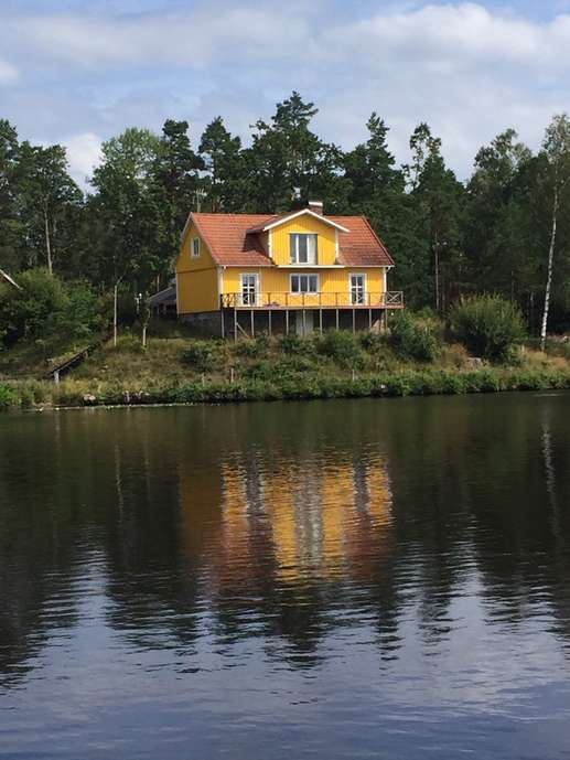 Added a photo to a location