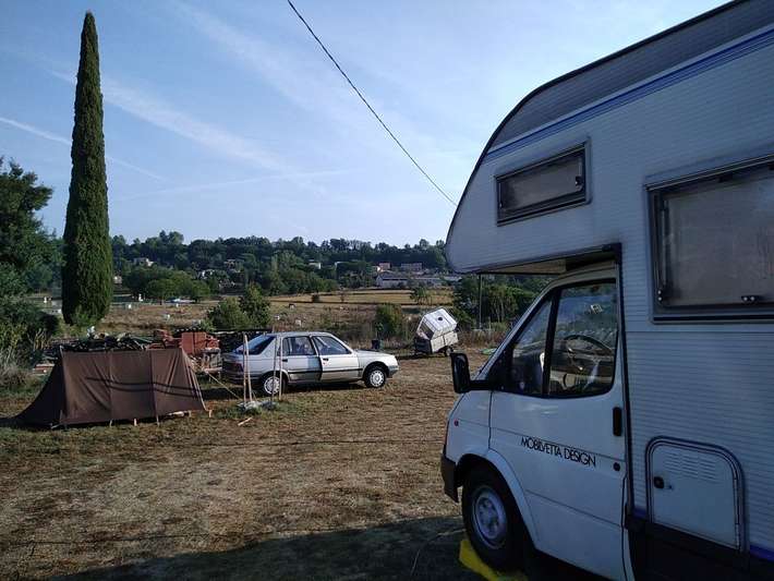 Aire de Camping-Car Notre-Dame Les Merles