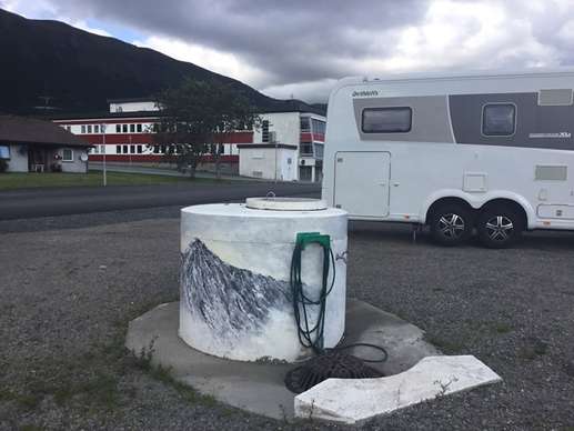 Einem Ort wurde ein Foto hinzugefügt