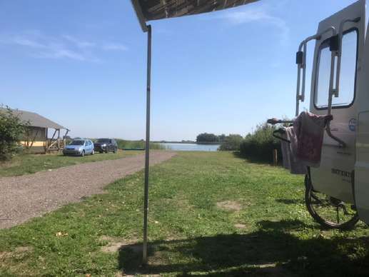 Een foto toegevoegd aan een locatie