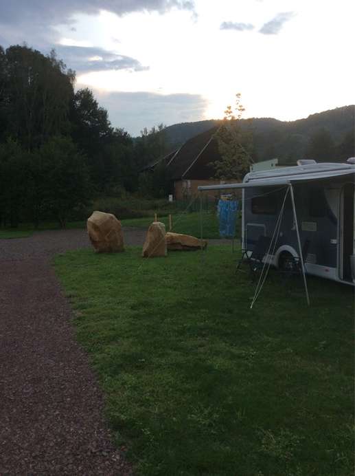 Einem Ort wurde ein Foto hinzugefügt