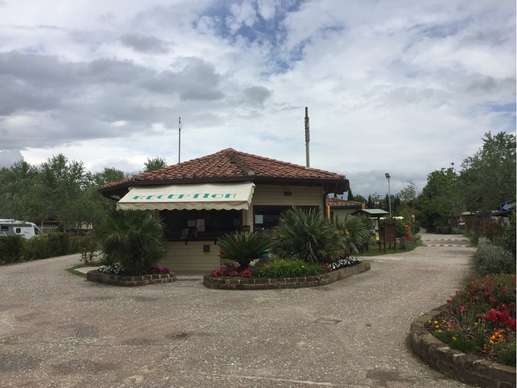 Een foto toegevoegd aan een locatie