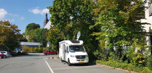 Einem Ort wurde ein Foto hinzugefügt