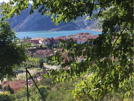 Added a photo to a location