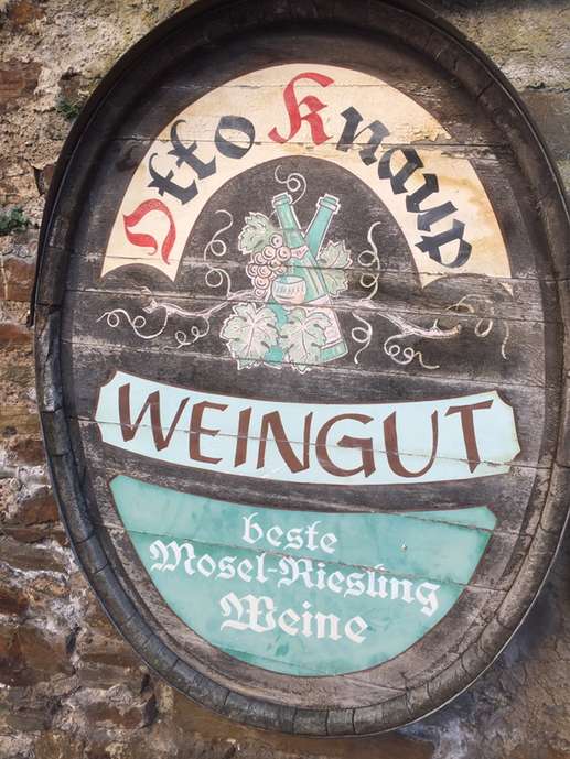Einem Ort wurde ein Foto hinzugefügt