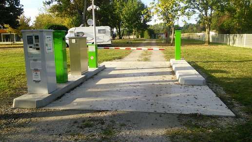 Added a photo to a location