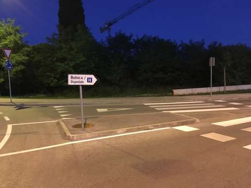 Einem Ort wurde ein Foto hinzugefügt
