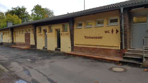 Einem Ort wurde ein Foto hinzugefügt