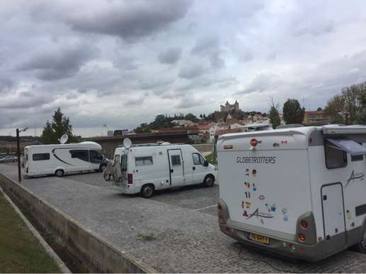 Ajout d'une photo à un emplacement