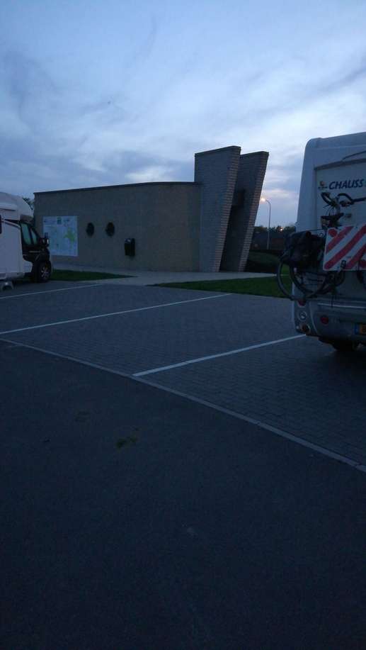 Einem Ort wurde ein Foto hinzugefügt