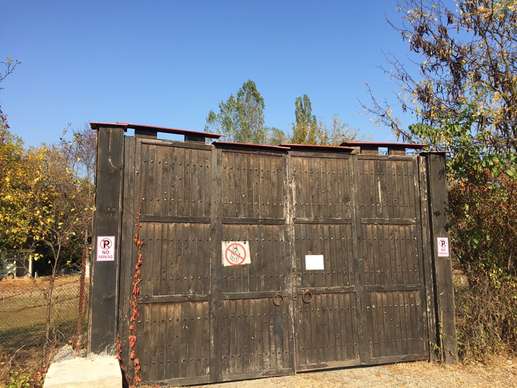 Added a photo to a location