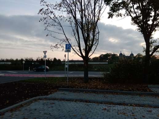 Einem Ort wurde ein Foto hinzugefügt