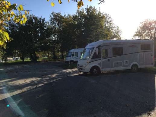 Een foto toegevoegd aan een locatie