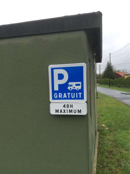 Einem Ort wurde ein Foto hinzugefügt
