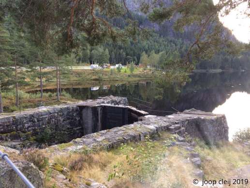 Added a photo to a location