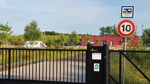 Added a photo to a location