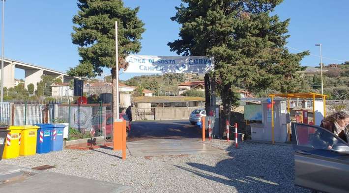 Area Sosta Camper  La Curva