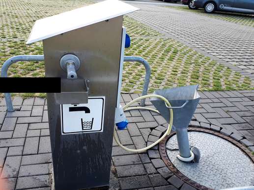 Einem Ort wurde ein Foto hinzugefügt