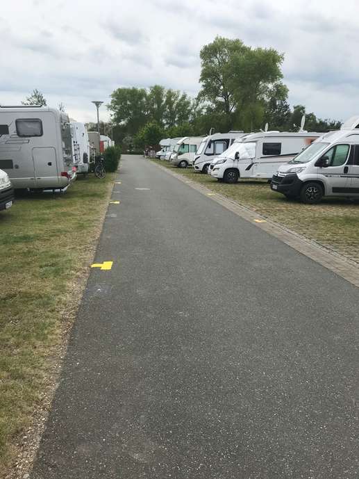 Einem Ort wurde ein Foto hinzugefügt