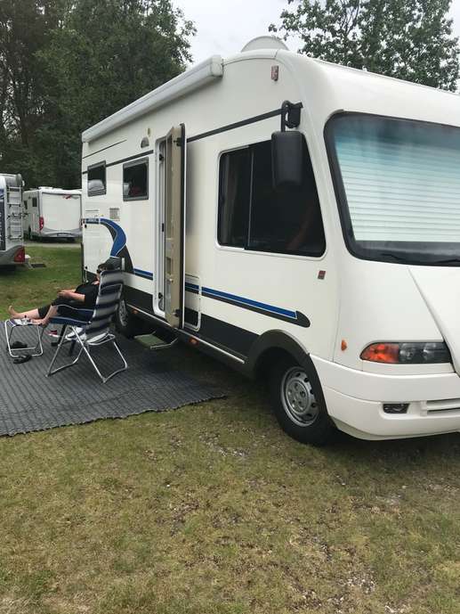 Einem Ort wurde ein Foto hinzugefügt