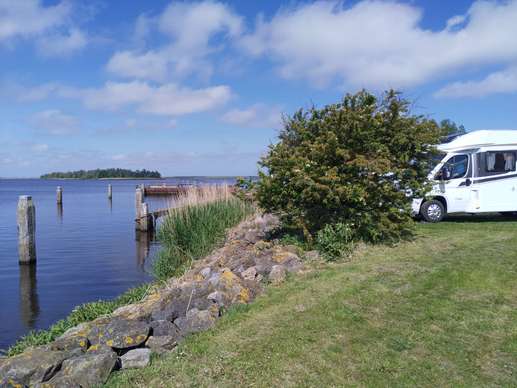 Added a photo to a location
