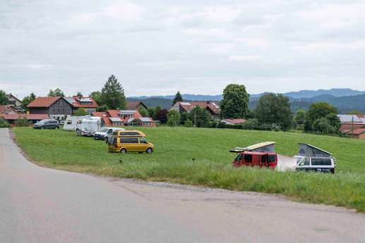 Einem Ort wurde ein Foto hinzugefügt