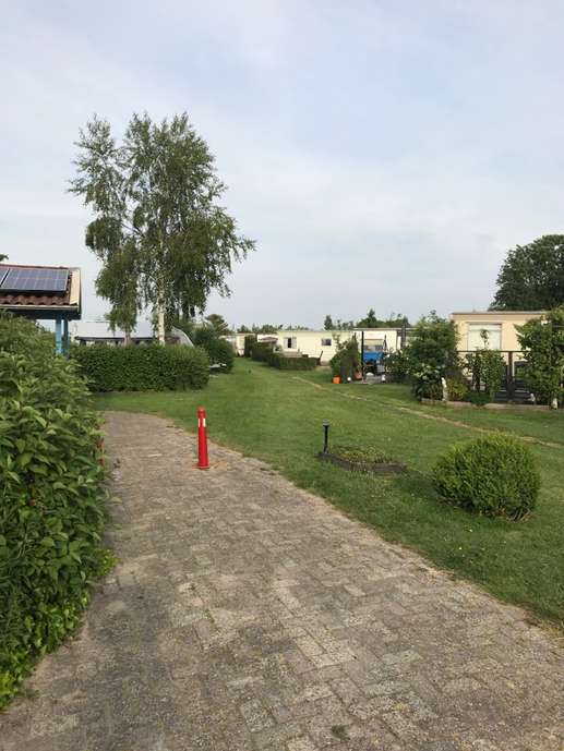 Einem Ort wurde ein Foto hinzugefügt