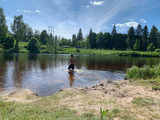 Added a photo to a location